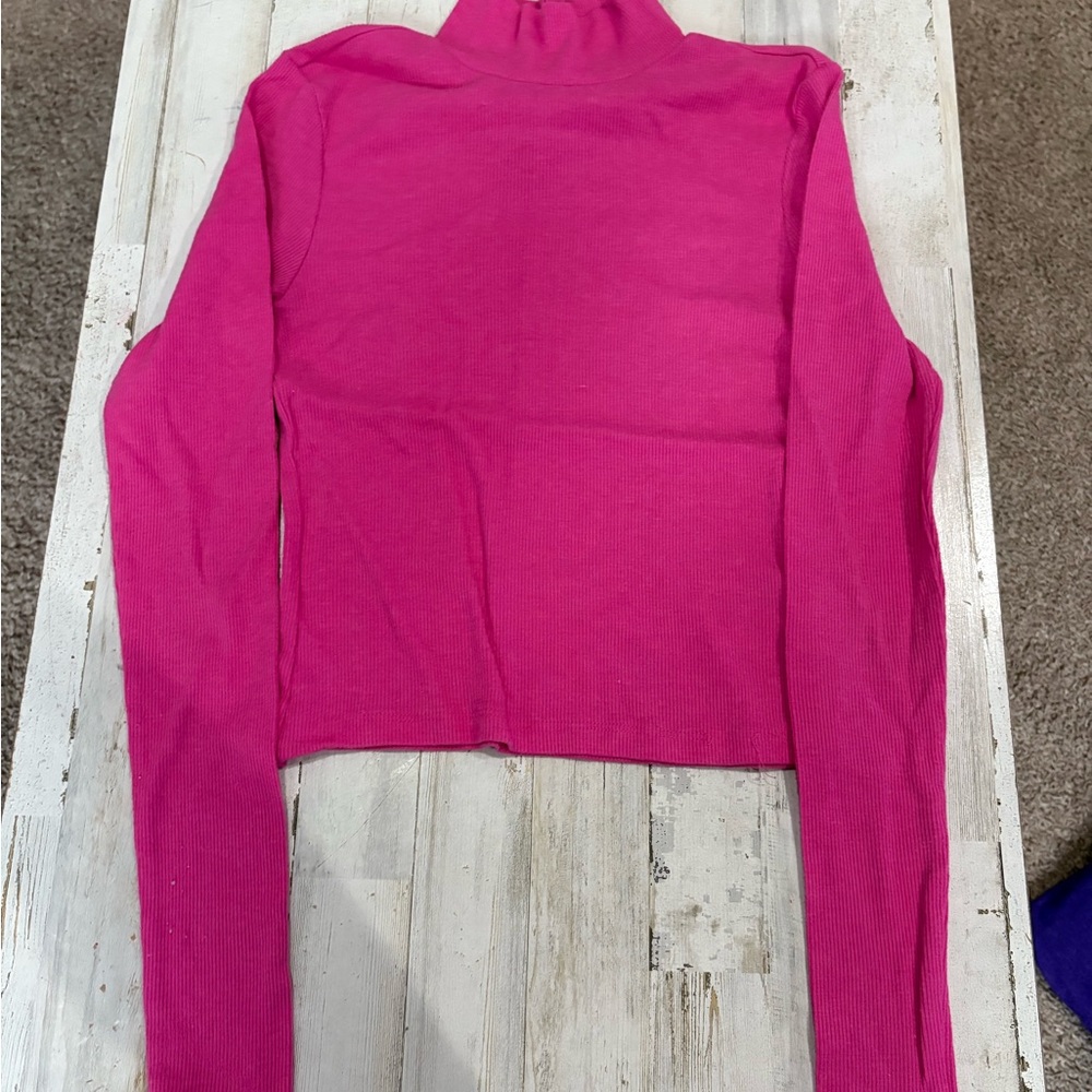 American Eagle Outfitters Pink Fitted Crop Bodysuit